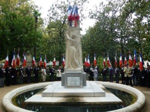 monument des jardins de la mairie2